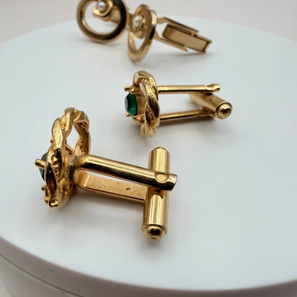 Vintage Y2K Gold Tone Faux Pearl Green Glass Cufflinks Set 2 Pair‎ Jewelry